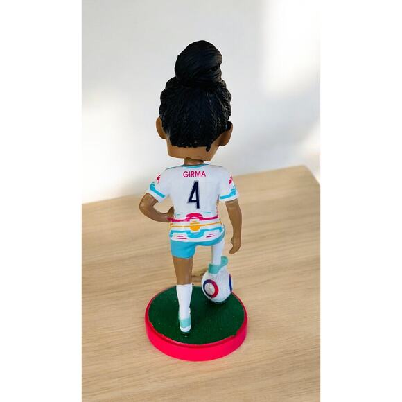 NEW in Box Naomi Girma 2024 Kaiser Bobblehead San Diego Wave FC Soccer Sports - Picture 7 of 9